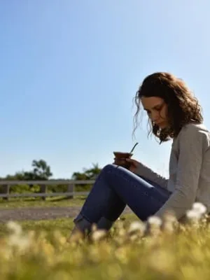 Boost Emotional Resilience: 5 Minutes of Gratitude Daily for 3 Months - Cover Image