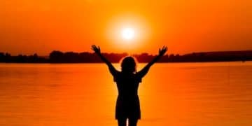 The Art of Letting Go: Release Negative Thoughts for Happiness - Cover Image